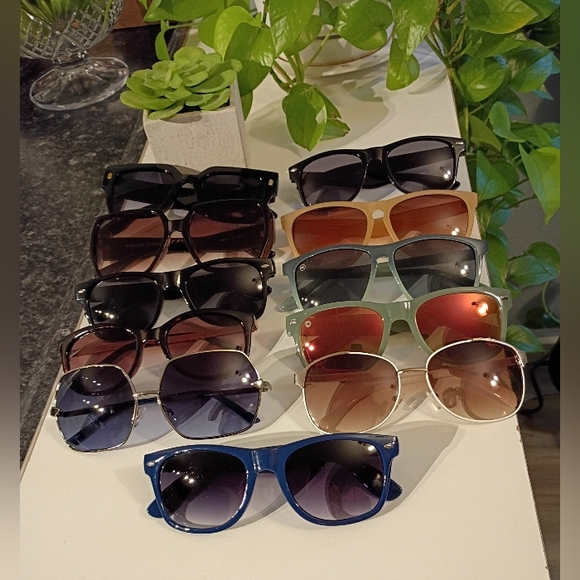 fashion glasses Accessories - Women’s Sunglasses Assorted Colors - Stylish Fashion Shades